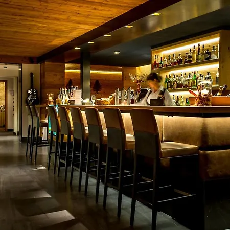 Cristallo - Wellness Mountain Living Hotell 4*
