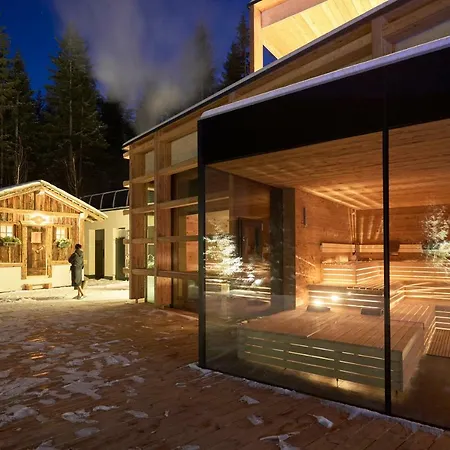 Cristallo - Wellness Mountain Living 4* Badia (South Tyrol)